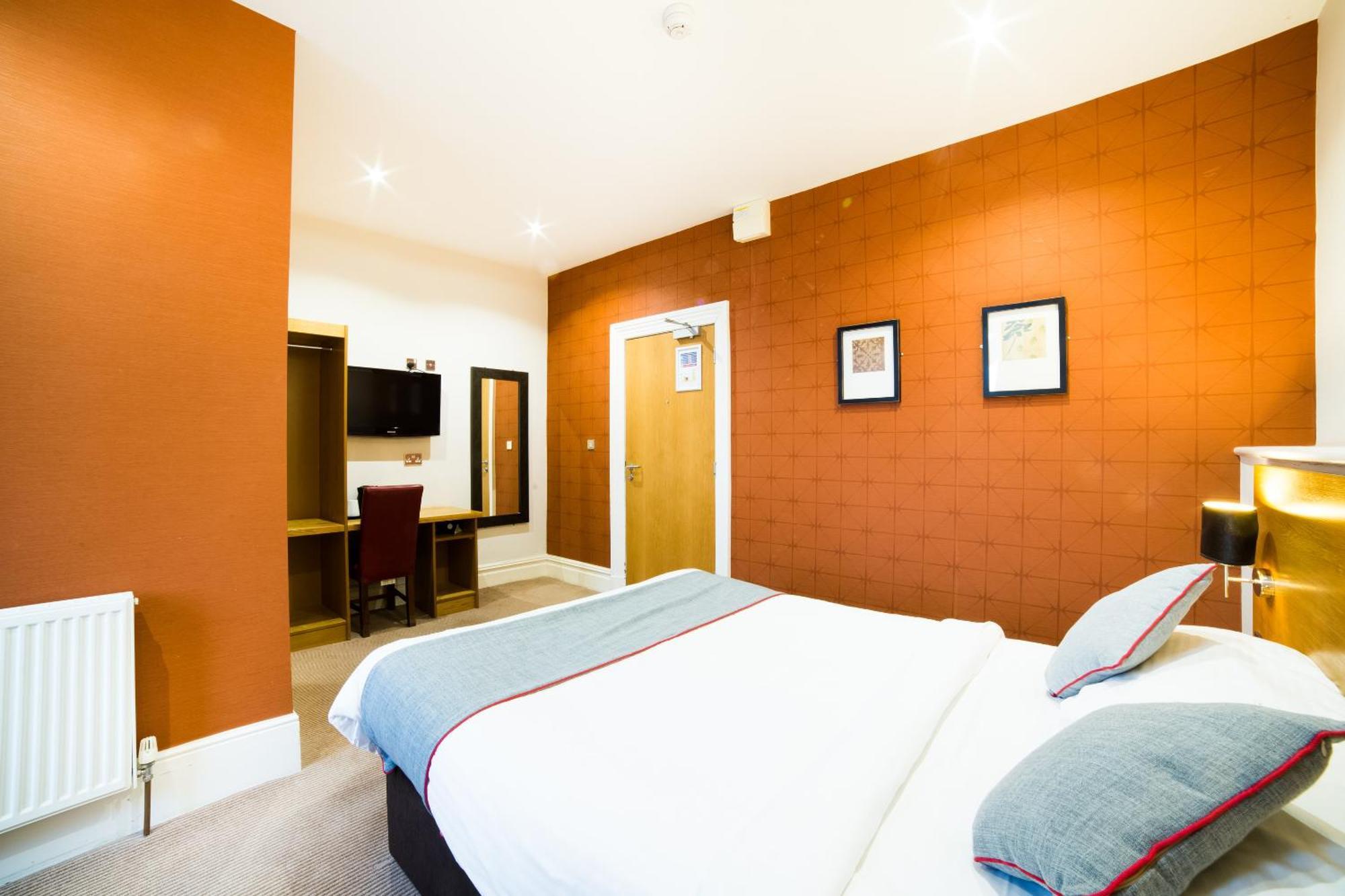 Oyo Imperial Hotel Barrow-in-Furness Ngoại thất bức ảnh