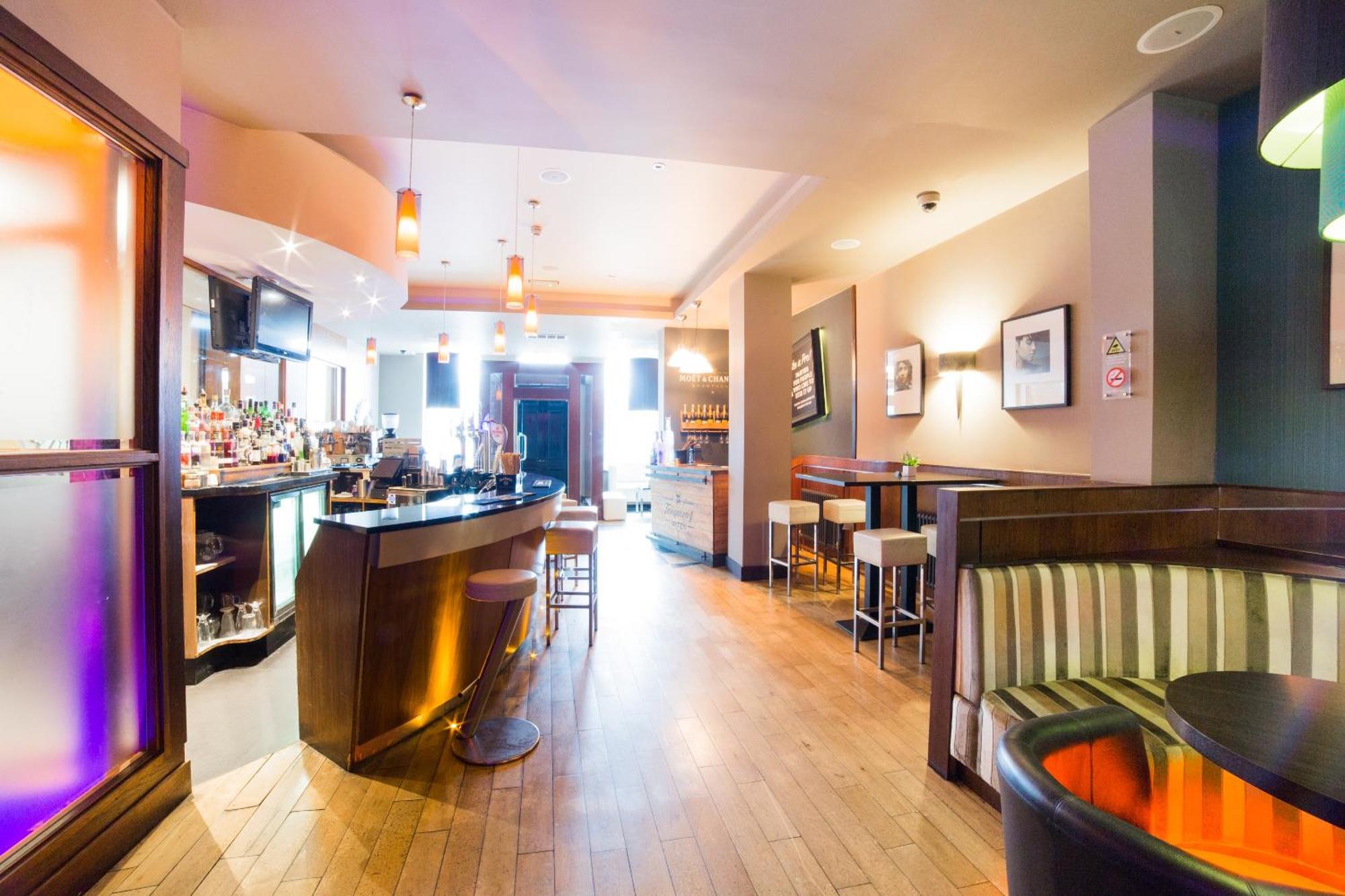 Oyo Imperial Hotel Barrow-in-Furness Ngoại thất bức ảnh