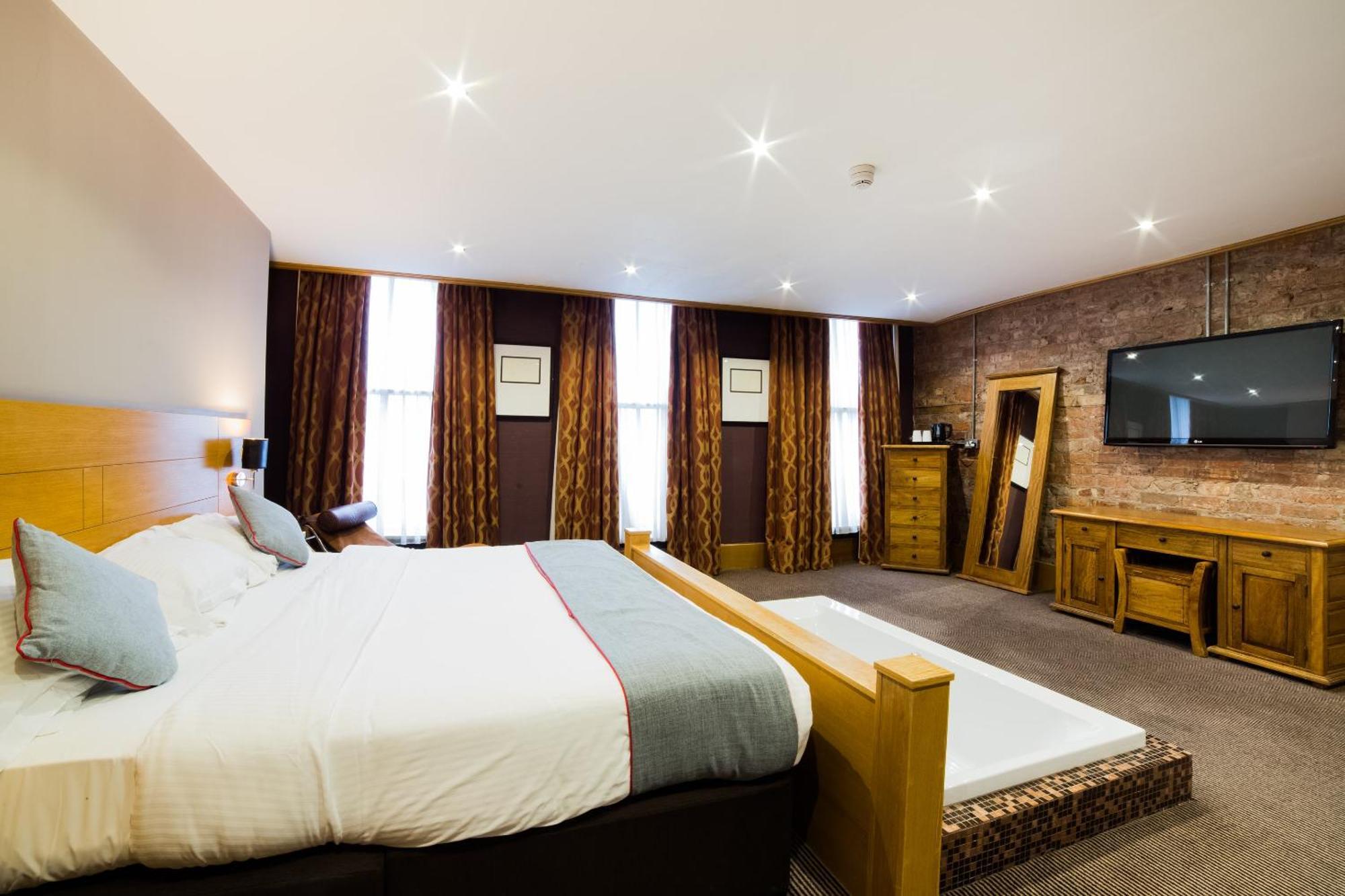 Oyo Imperial Hotel Barrow-in-Furness Ngoại thất bức ảnh