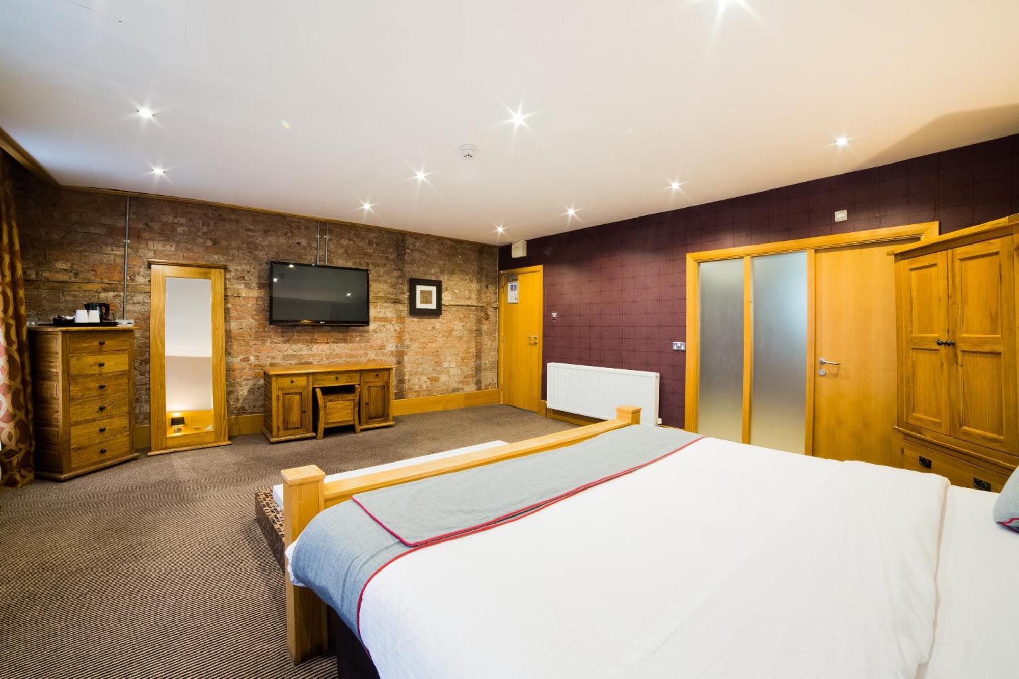 Oyo Imperial Hotel Barrow-in-Furness Ngoại thất bức ảnh